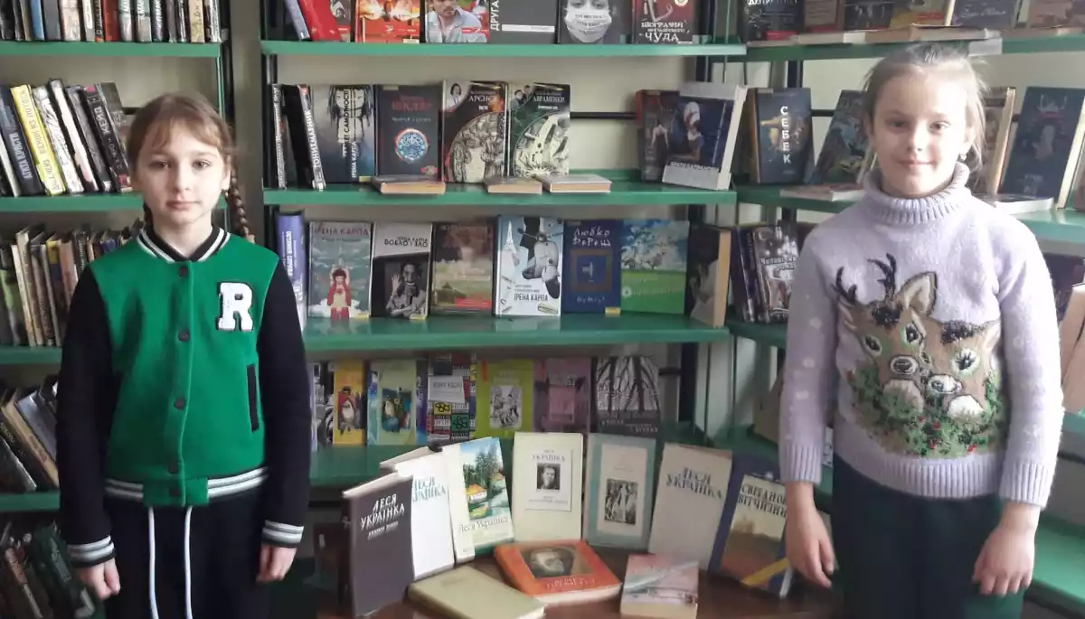 Росіяни знищили 6000 книг разом з приміщенням бібліотеки на Сумщині