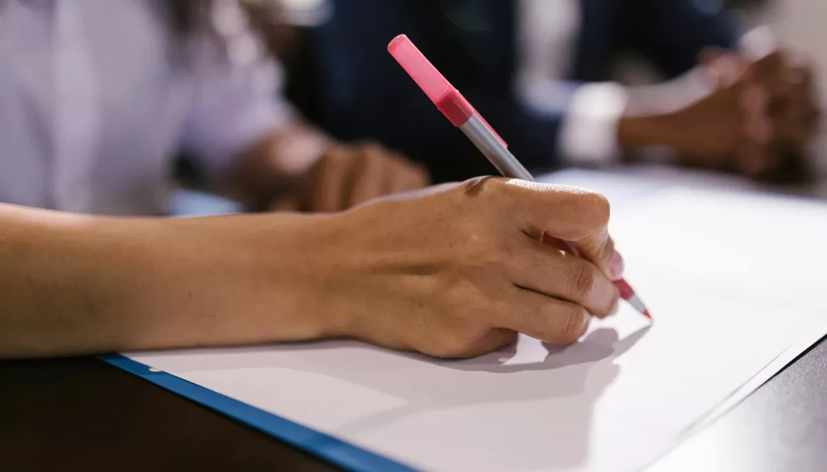 Нацкомісія затвердила український правопис як стандарт державної мови Нацкомісія затвердила український правопис як стандарт державної мови