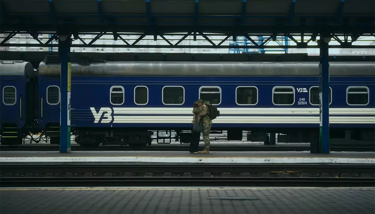 Портрети і силуети війни та військових