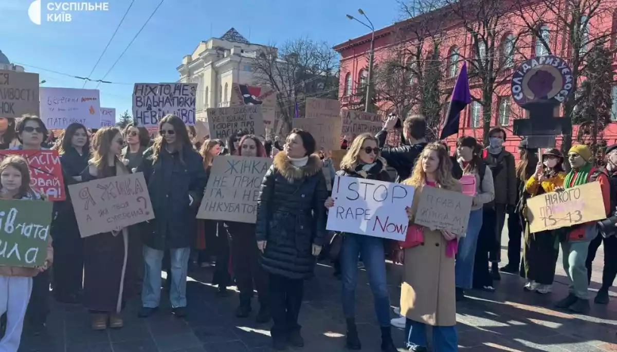 У Києві відбувся Марш жінок вперше після початку великої війни
