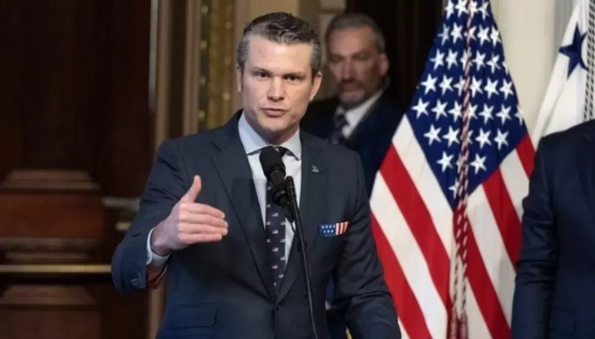 Фотокореспондентів не пускають на брифінги Пентагону через &laquo;невдалі&raquo; фото Піта Геґсета, &mdash; WP