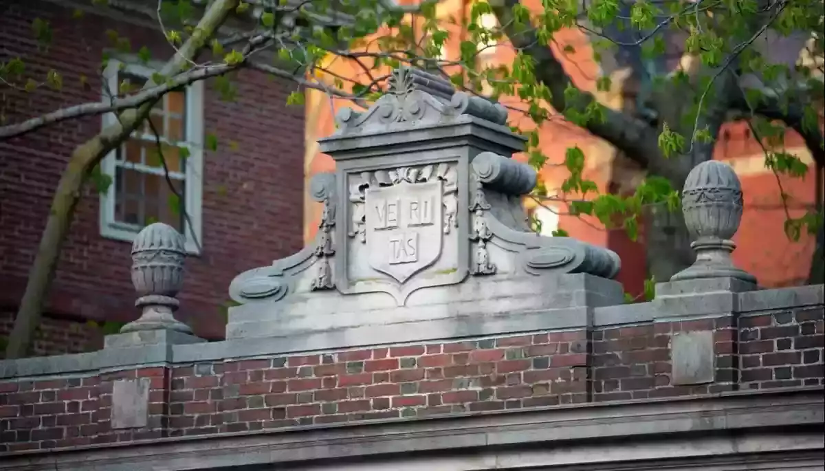 Адміністрація Трампа подала до суду на Гарвардський університет