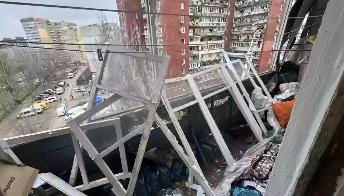 Через російську атаку на Дніпро пошкоджена квартира кореспондентки 5 каналу Наталії Москаленко