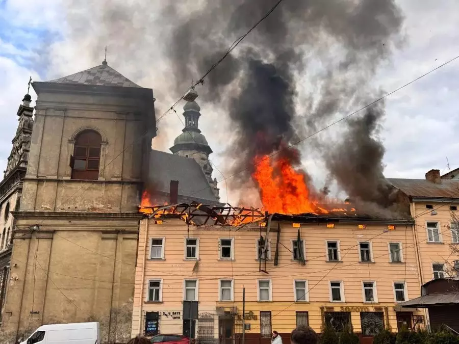 Атака на Львів і рефлексивне керування: як ми самі приймаємо потрібні ворогу рішення