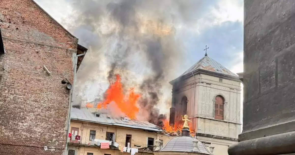 ЮНЕСКО після атаки Росії на Львів закликала &laquo;всі сторони&raquo; утримуватися від дій, що шкодять культурній спадщині
