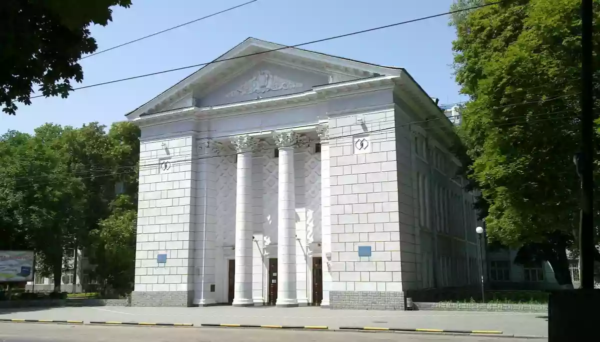 В Одесі звільнили професора, який екзаменував студентів російською