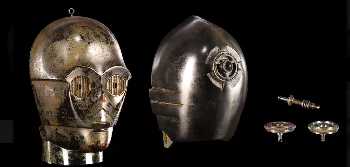 На аукціоні у Лос-Анджелесі продали голову робота з &laquo;Зоряних війн&raquo; за мільйон доларів