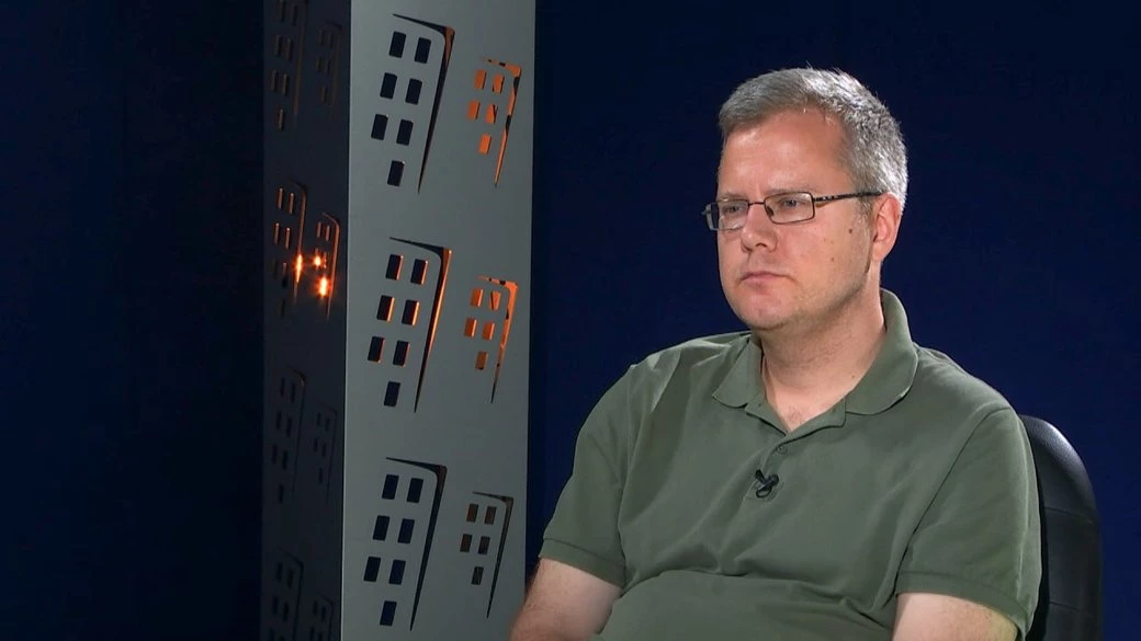 Одеський університет розпочав розслідування щодо викладача після його коментарів про смерть актора Володимира Комарова