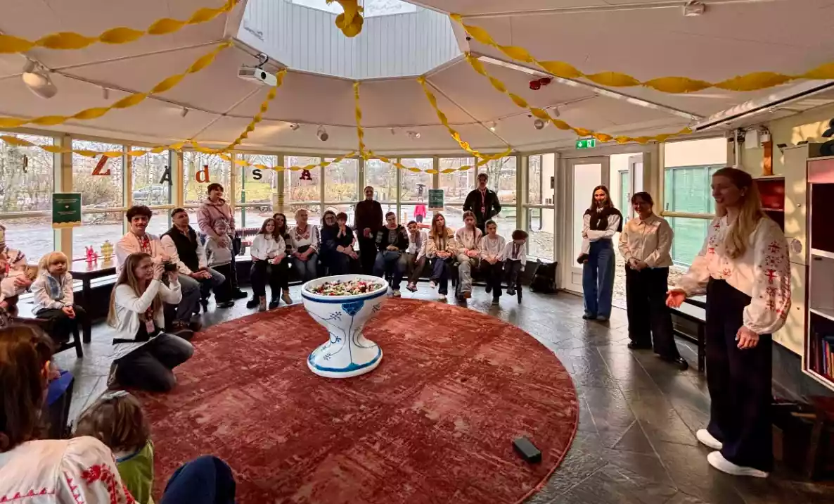 Стокгольмський музей додав український переклад до інсталяції про казки Ліндгрен