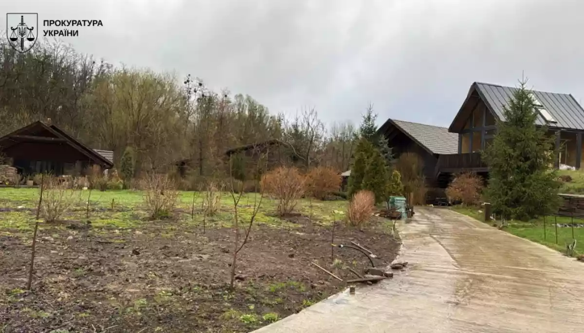 Екснардеп Андрій Деркач привласнив землю заповідника в Києві на 595 млн грн, &mdash; СБУ і ОГП