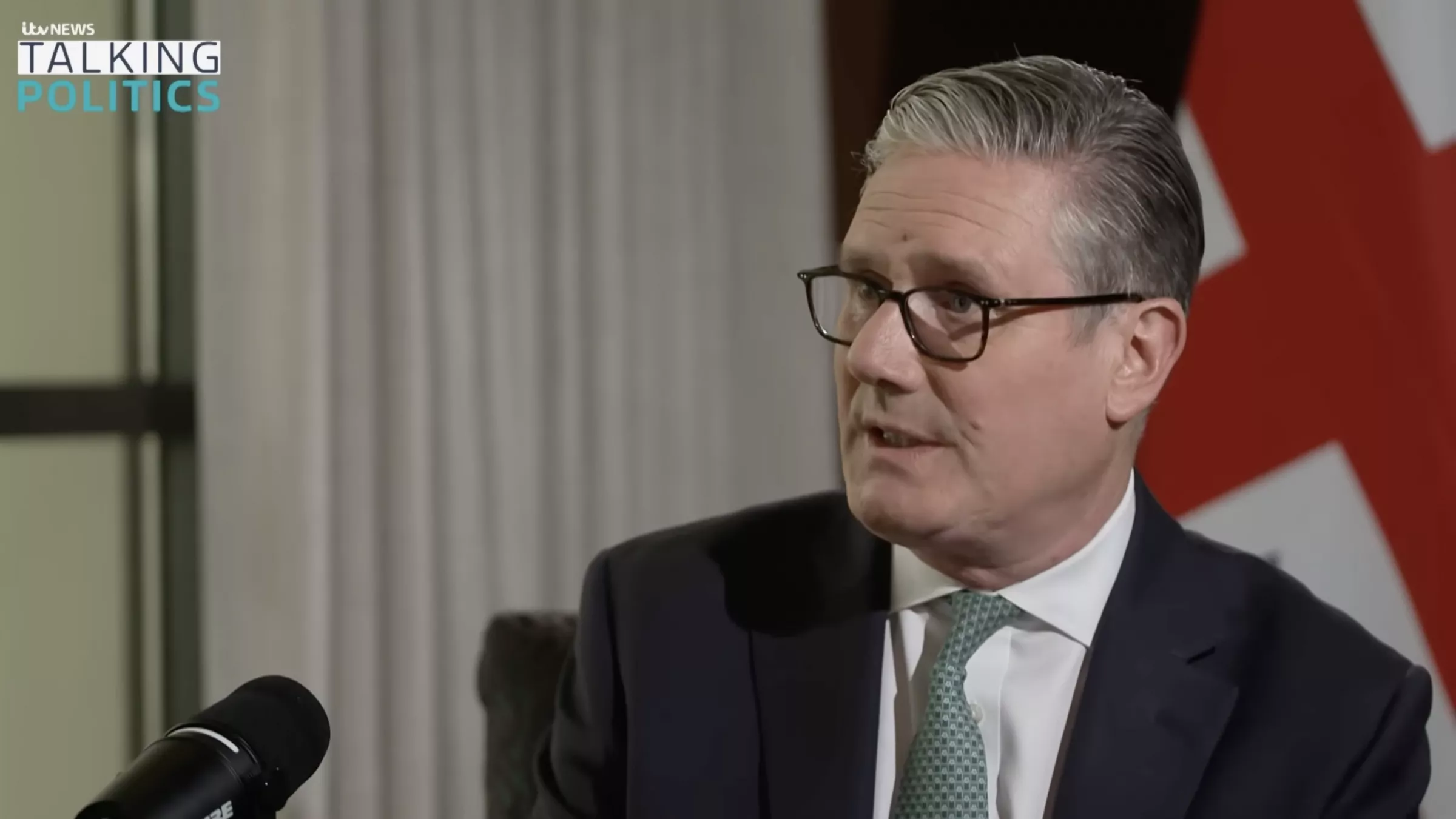 Стармер: світові лідери використовують вотсап для обговорення питань, повʼязаних з Україною