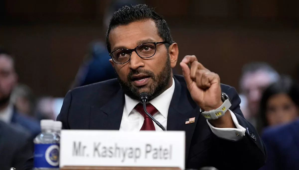 Директор ФБР подав до суду на The Atlantic через статтю про &laquo;алкогольні вечори&raquo; і прогули