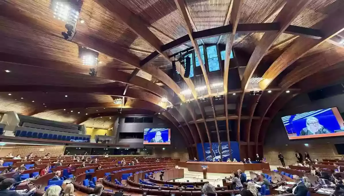 Комітет ПАРЄ підтримав проєкт резолюції про подолання гендерних стереотипів у медіа