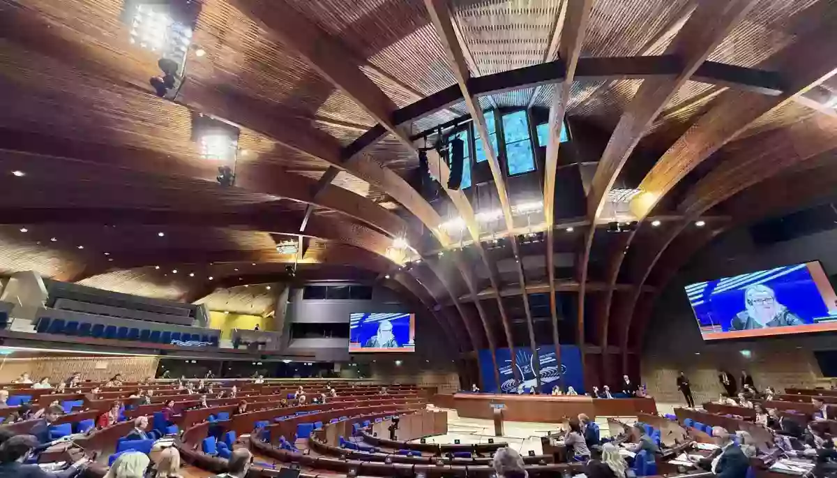 Комітет ПАРЄ підтримав проєкт резолюції про подолання гендерних стереотипів у медіа