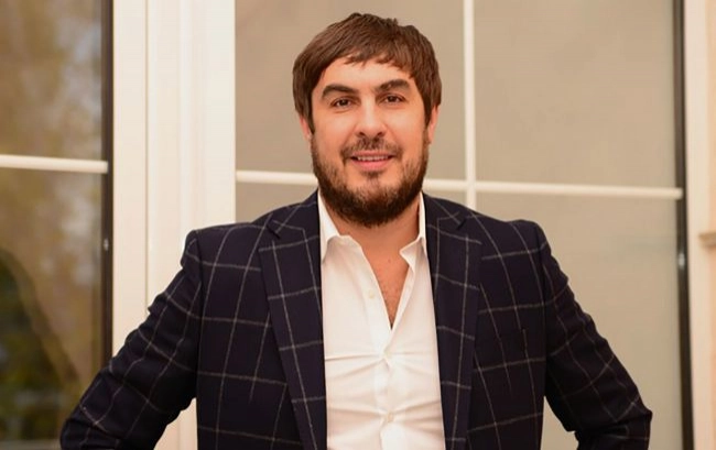 Стерненко заявив, що власником &laquo;Трухи&raquo; став підприємець Удянський. Лавриненко заперечує продаж мережі