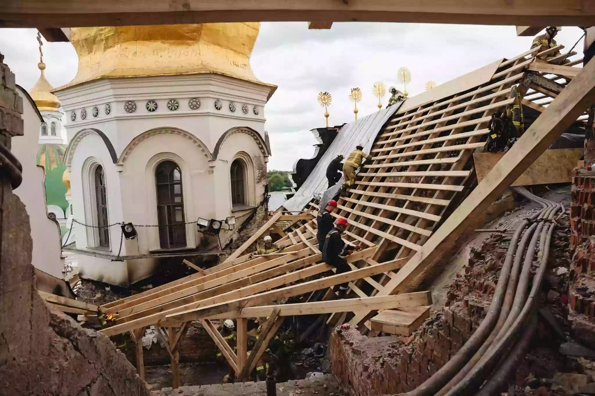 Києво-Печерська лавра частково відновила роботу після російського обстрілу