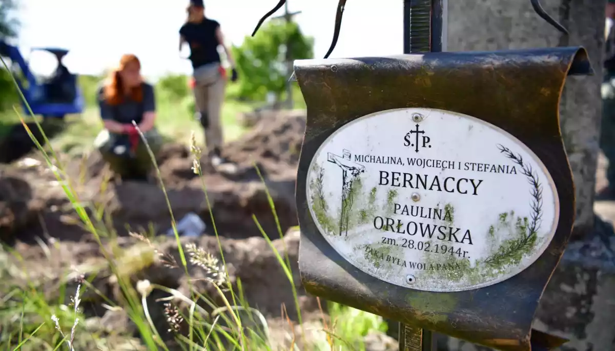 На Львівщині завершилися пошуки останків ймовірних жертв Волинської трагедії