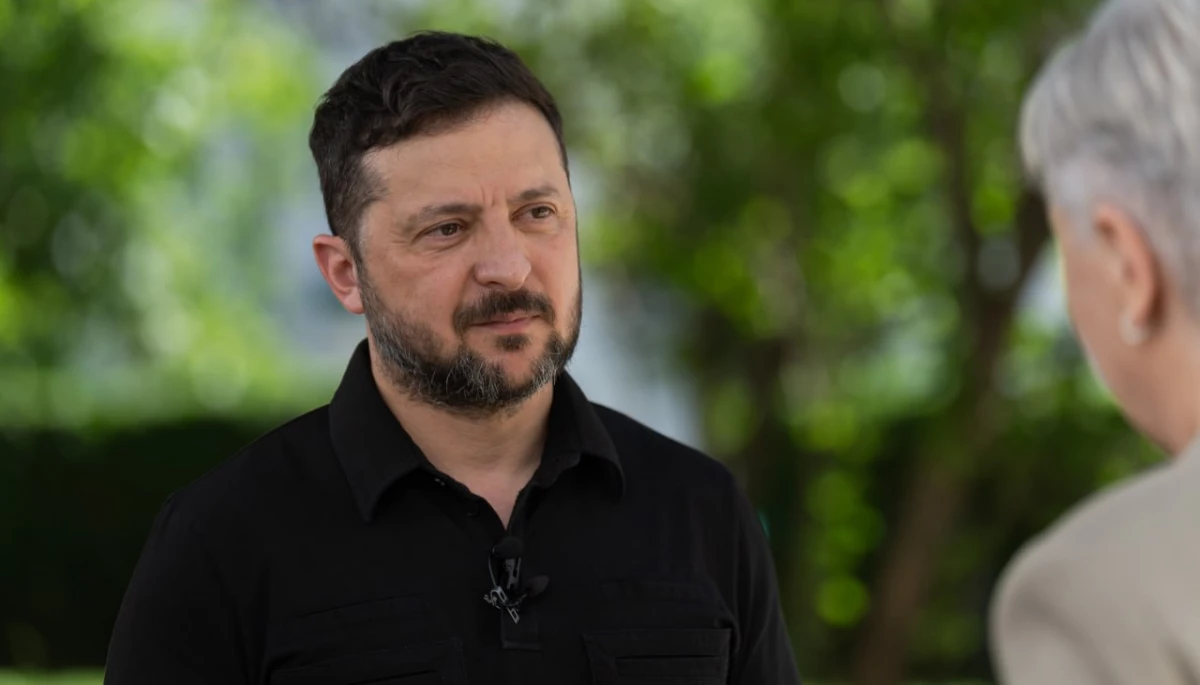 &laquo;Політична боротьба, яка може погано закінчитись&raquo;, &mdash; Зеленський про рішення Навроцького щодо ордена