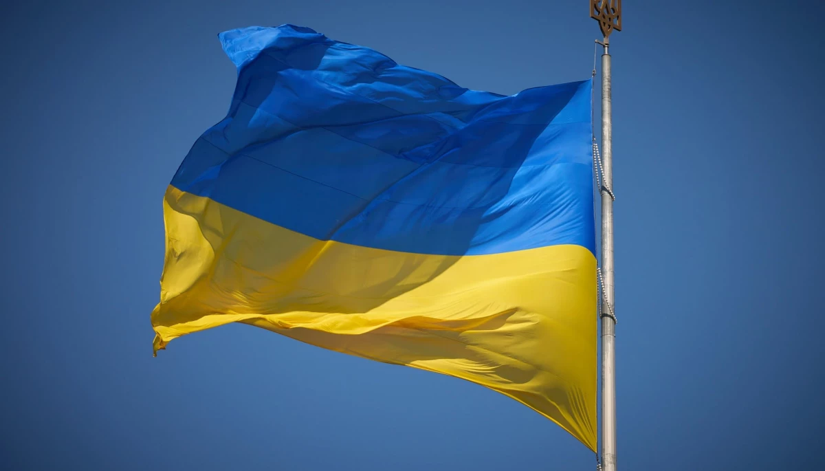 Володимир Зеленський привітав українців з Днем Конституції