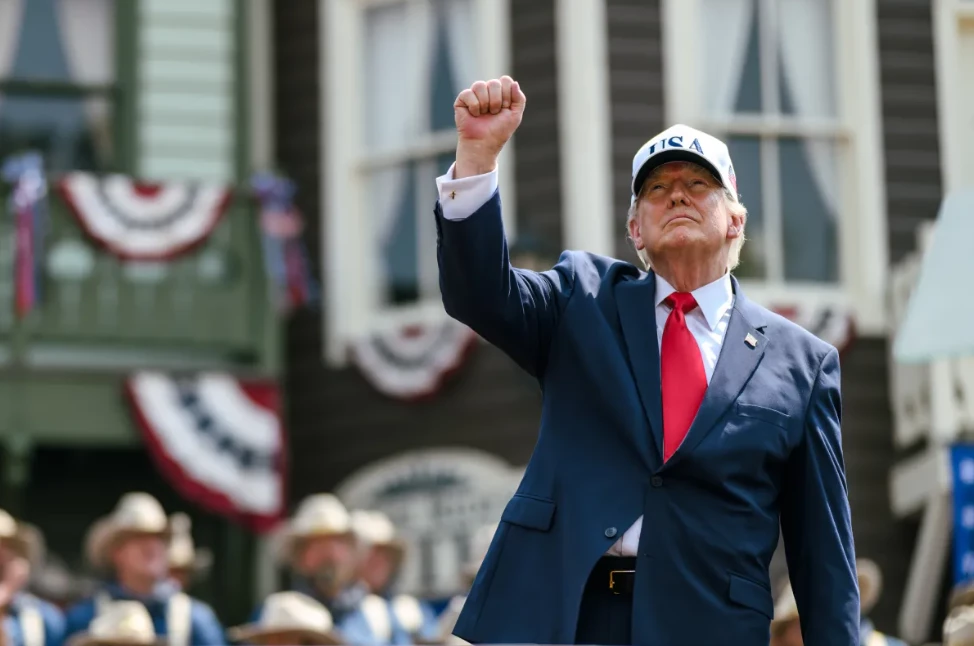 Трамп на подкасті прочитав дітям книгу про колишніх президентів США і додав обурливих коментарів