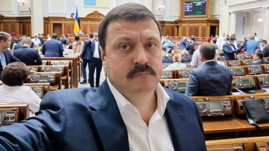 ВАКС засудив екснардепа Андрія Деркача до 15 років ув'язнення