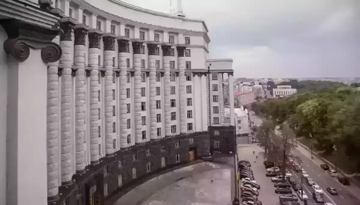 Кабмін створив Координаційний центр з організації бронювання