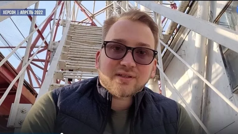 Суд заочно заарештував пропагандиста Гнатюка, який, за даними медіа, розграбовував &laquo;Суспільне Херсон&raquo;