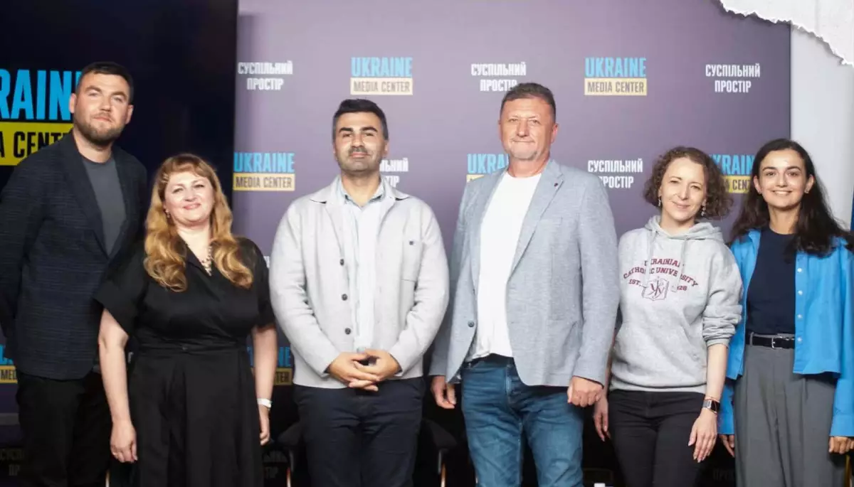 Освітня фундація &laquo;МрійДій&raquo; ініціювала публічну дискусію &laquo;ШІ в школі: час для правил&raquo;