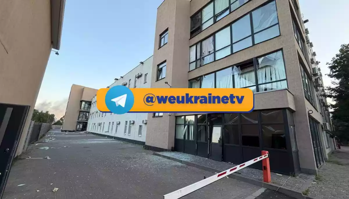 Через російський обстріл Києва пошкоджено офіс телеканалу &laquo;Ми&ndash;Україна&raquo;
