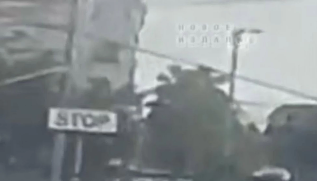 Відео удару по будівлі СБУ першим оприлюднив ресурс, пов’язаний із Шарієм