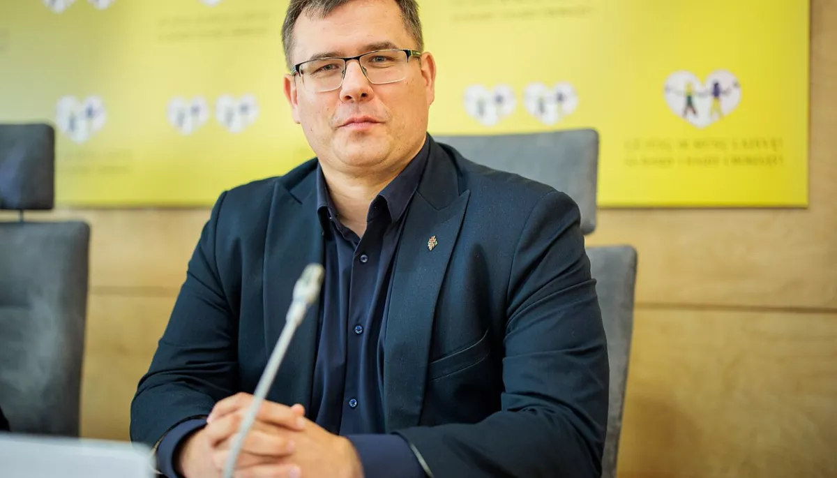 У Литві пропонують повністю перевести навчання на литовську мову
