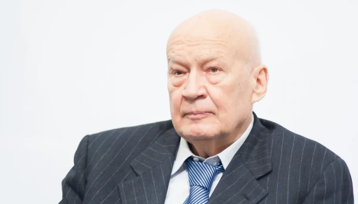 Унаслідок удару Росії по будівлі Національної академії наук постраждав екссекретар РНБО Володимир Горбулін