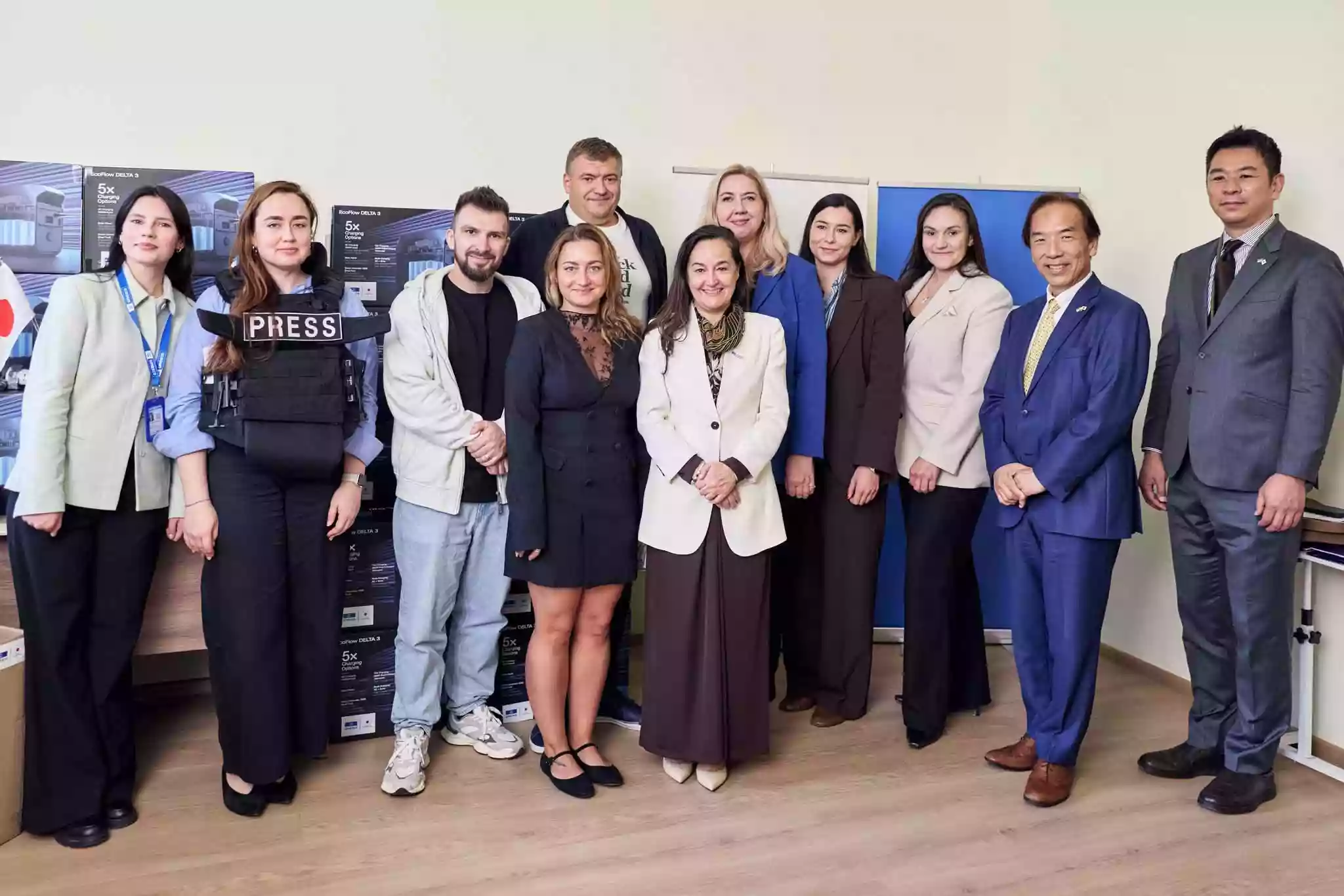 ЮНЕСКО передало ІМІ нове спорядження для захисту і підтримки роботи журналістів