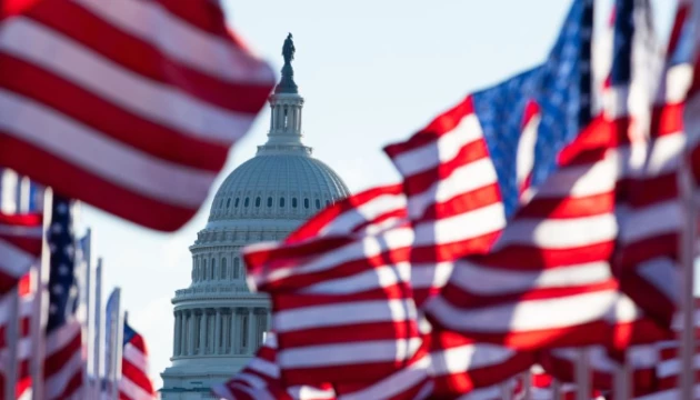 Як українські медіа висвітлюють проміжні вибори у США 2026 року