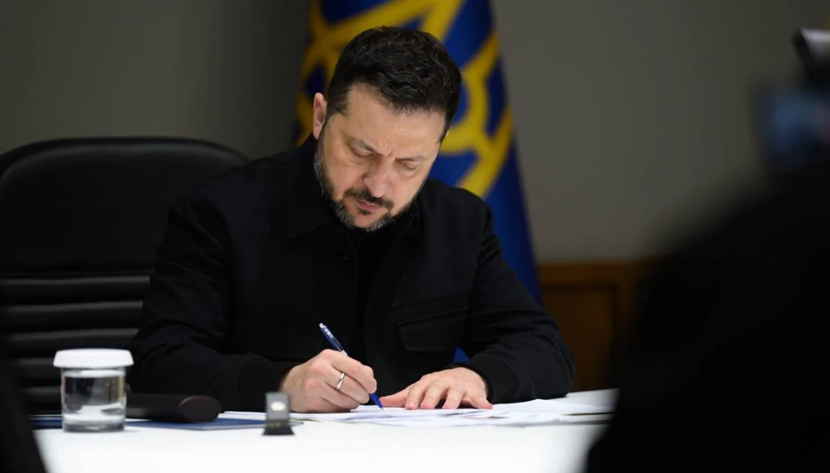 Україна запровадила санкції проти причетних до розробки російської супутникової системи звʼязку «Рассвєт»